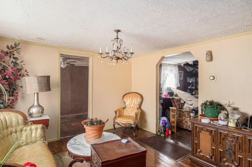 195 Holly Rd, Atlanta GA  30314-2146 exterior