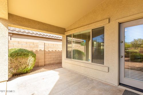 24216 27 Pl, Phoenix AZ 85016-7443 exterior