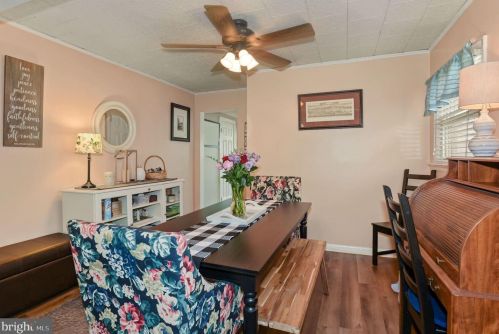 41 Andaloro Way, West Deptford NJ 08093-1640 exterior