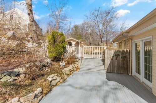 34 Grampian Way, Weymouth MA 02188-3506 exterior