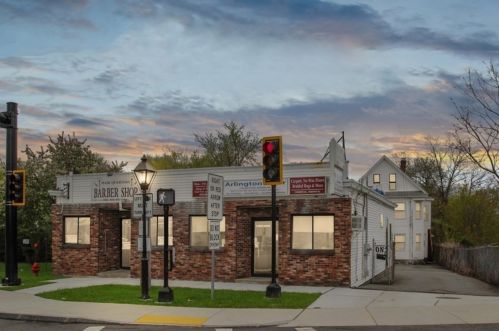 17 Pelham St, Methuen MA 01844-2017 exterior