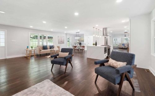 2022 Deren Way, Atlanta GA  30345-3710 exterior