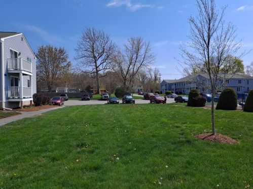 144 Hart St, Taunton MA 02780-6929 exterior