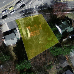 2084 Washington St, Newton MA 02462-1514 aerial view
