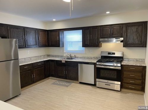 1 Canella Ct, Belleville NJ  07109-3551 exterior