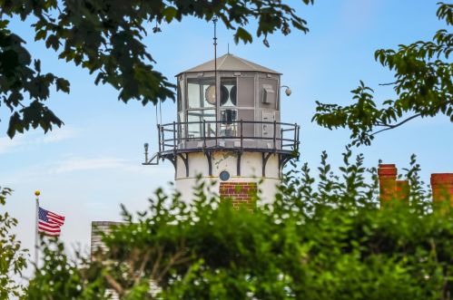 75 Main St, Chatham MA 02633-2419 exterior