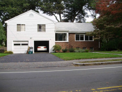 1335 Beacon St, Newton, MA 02468-1739
