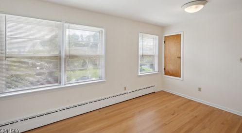 83 Baldwin Pl, Belleville NJ  07109-1747 exterior