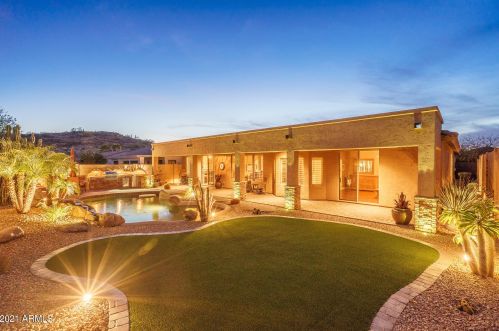 27417 60 Ln, Phoenix AZ 85035-4824 exterior