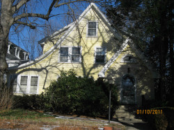 117 Eliot Ave, Newton, MA 02465-1710