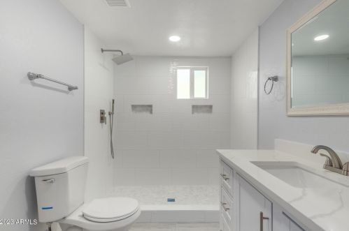 1728 32nd Pl, Phoenix AZ  85008-3856 exterior