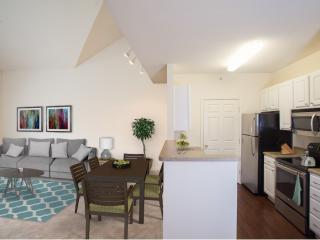 9 Patriot Ln, Haverhill MA  01833-2234 exterior