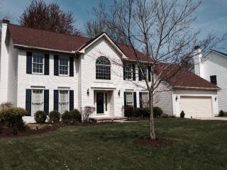 16231 Academy Dr, Cleveland, OH 44149-6079