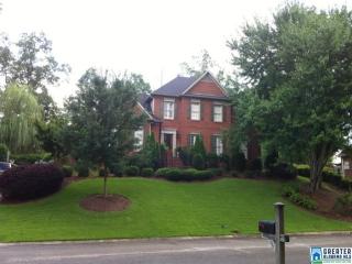 605 Park Lake Cir, Birmingham, AL 35242-7516