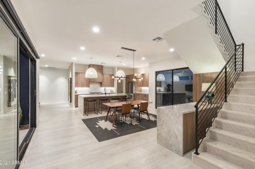 7729 13th Pl, Phoenix AZ  85020-4202 exterior