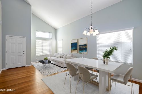 1928 Alta Vista Rd, Phoenix AZ 85041-5661 exterior