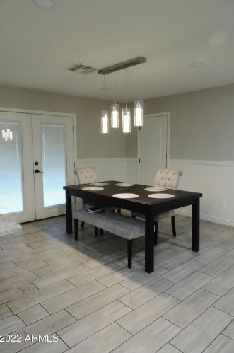 4001 61 St, Phoenix AZ 85033-1712 exterior