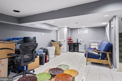 126 Carpenter St, Belleville NJ 07109-1456 exterior