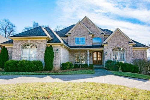 4318 Hampton Creek Dr, Louisville, KY 40241-6423