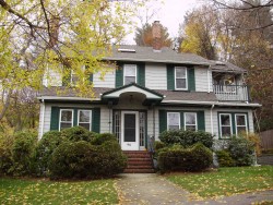 60 Lewis St, Newton, MA 02458-1840