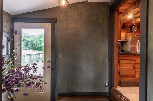 550 Hart St, Dighton MA  02715-1407 exterior