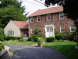490 Dudley Rd, Newton, MA 02459-2813