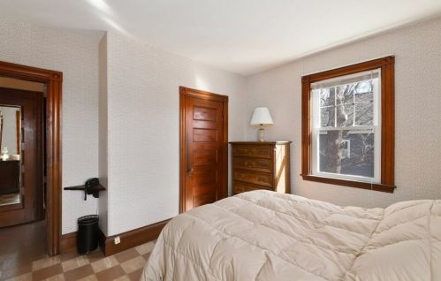 200 St, Weymouth MA 02191-1846 exterior