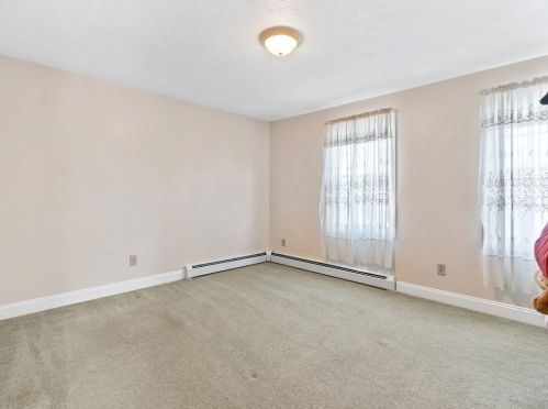 305 Detroit St, Fall River MA 02721-4904 exterior