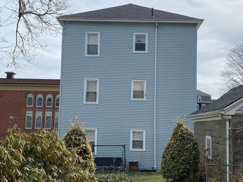 289 Eagle St, Fall River MA 02721-1305 exterior