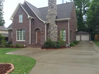 508 Eastwood Pl, Birmingham, AL 35216-1922