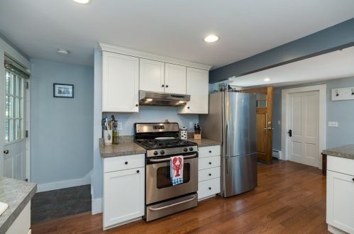 63 Curtis St, Rockport MA 01966-1237 exterior