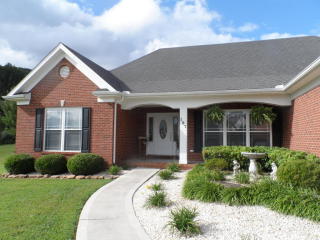 197 Chelsea Ln, La Follette TN  37766-3056 exterior