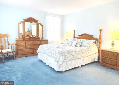 26 Tattersall Dr, West Deptford NJ 08051-1712 exterior