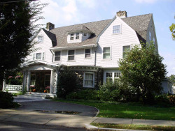 245 Waverley Ave, Newton, MA 02458-2451