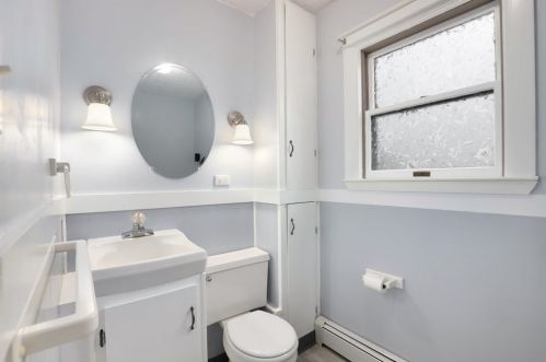 44 Florence St, Everett MA 02149-4841 exterior