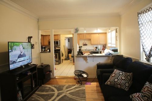 9 Mount Vernon St, Worcester MA  01605-3457 exterior