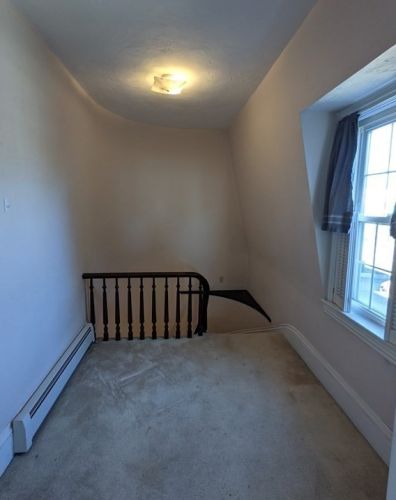 394 Chandler St, Worcester MA 01602-2916 exterior