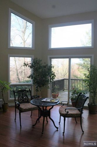 209 Wilson Dr, Cresskill NJ  07626-1711 exterior