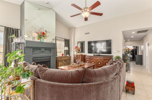 1149 Beverly Ln, Phoenix AZ 85032-3409 exterior