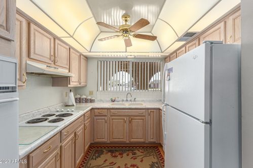 10052 42 Dr, Phoenix AZ 85053-5347 exterior