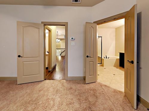 5723 Headquarters Dr, Plano TX  75024-5878 exterior