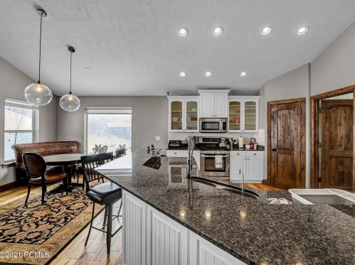 4178 Sunrise Dr, Park City UT 84098-4708 exterior