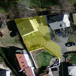 28 Beecher Pl, Newton MA 02459-2313 aerial view