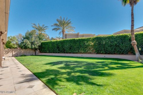 1465 Caribbean Ln, Phoenix AZ 85023-6792 exterior