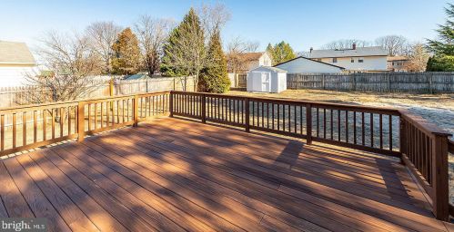 7 Nassau Ave, West Deptford NJ 08066-1120 exterior