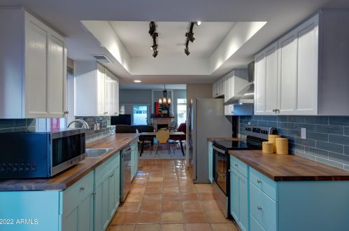 2609 Edgemont Ave, Phoenix AZ 85035-1716 exterior