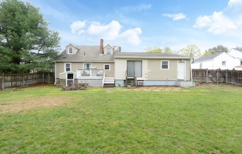 377 Main St, East Brookfield MA 01515-1703 exterior