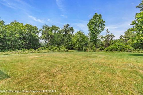 267 Rumson Rd, Little Silver NJ 07739-1657 exterior