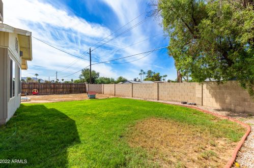 13214 40 Pl, Phoenix AZ 85050-7229 exterior