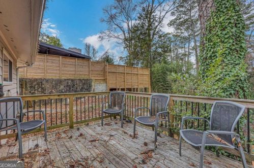 1488 Brk Vly Ln, Atlanta GA 30324-3264 exterior